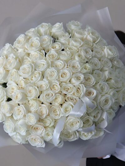 White roses